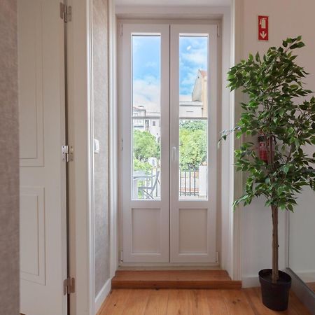 Apartamento Flh Portas Do Sol Duplex With Terrace Lisboa Exterior foto