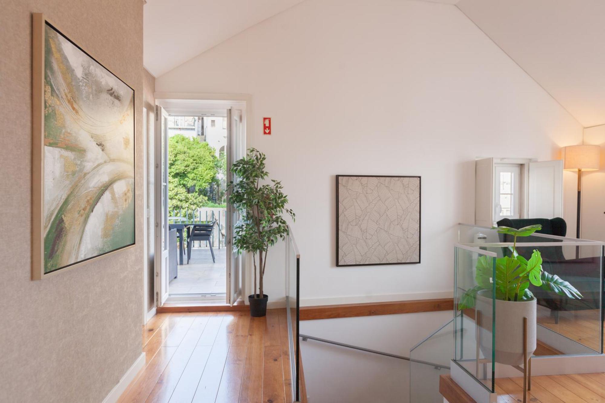 Apartamento Flh Portas Do Sol Duplex With Terrace Lisboa Exterior foto