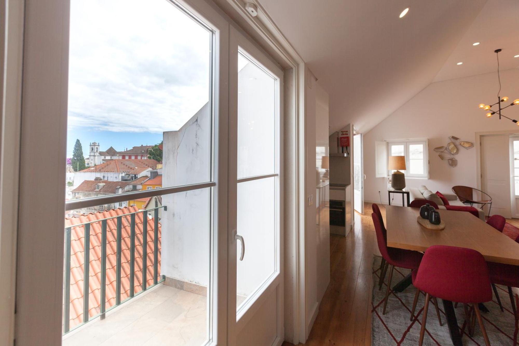 Apartamento Flh Portas Do Sol Duplex With Terrace Lisboa Exterior foto